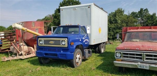 1986 Chevy C-50 Cargo box delivery truck, 64,500 mi, Single axle, Lift gate, no rear door