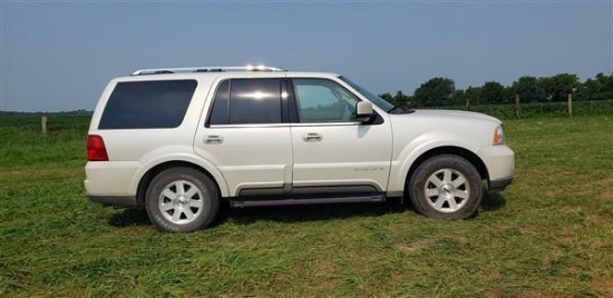 2004 Lincoln Navigator 4WD, 94403 mi, Loaded, clean