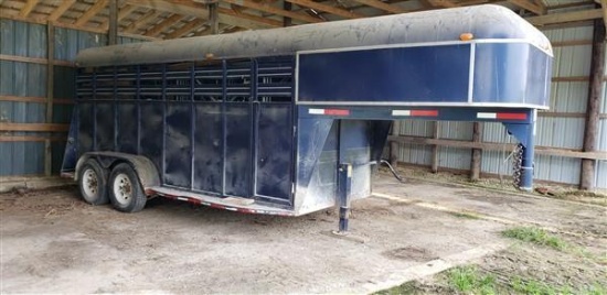 1996 Loadmaster 16' gooseneck livestock trailer