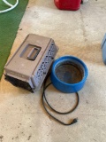 Kennel and heated water bowl