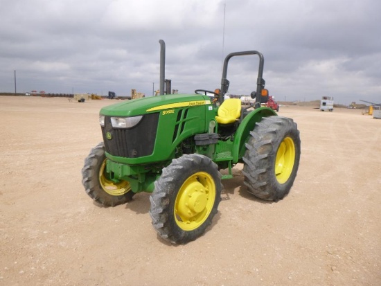 John Deere 5065E Tractor