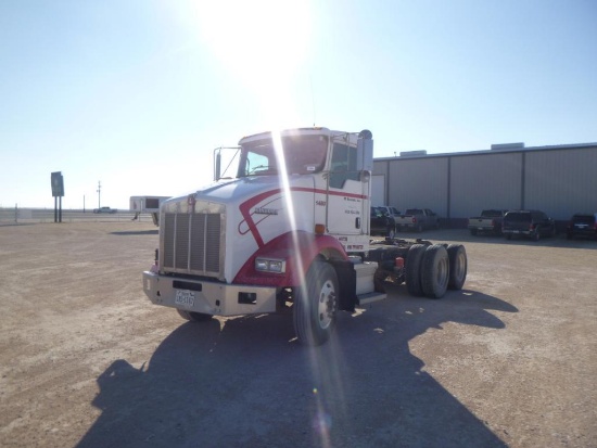 2007 Kenworth T800 Cab and Chassis