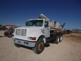 1995 International 4900 Truck