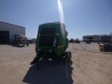 John Deere 466 Round Baler