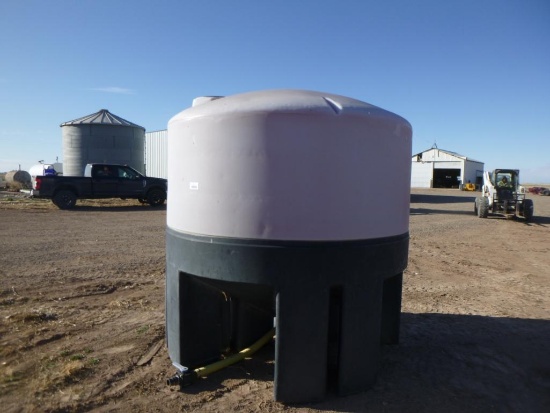 1600 Gallon Vertical Chemical Storage Tank, 2'' Valve