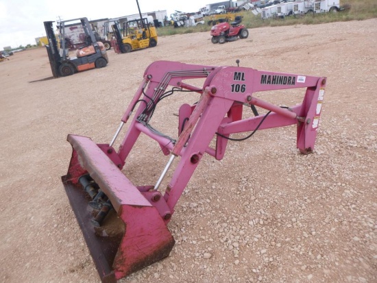 Mahindra Front End Loader Bucket, Bucket 5 Ft