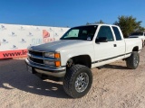 1998 Chevrolet Silverado 1500 pick up truck