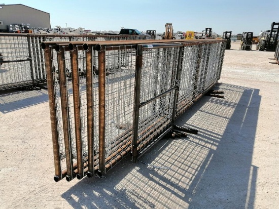 Set of (6) 20FT Long 4'6''High Goat Panels (1)with 4ft Gate