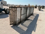 Set of (6) 20FT Long 4'6''High Goat Panels (1)with 4ft Gate