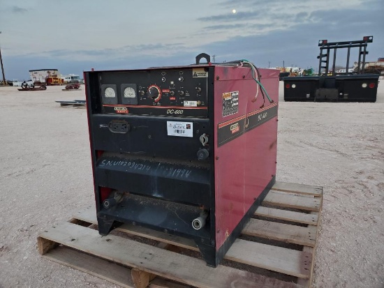 Lincoln DC-600 Welder