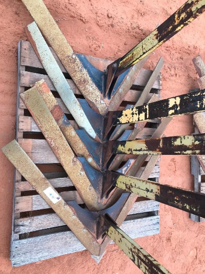 Pallet with 5 Shanks with Sweeps