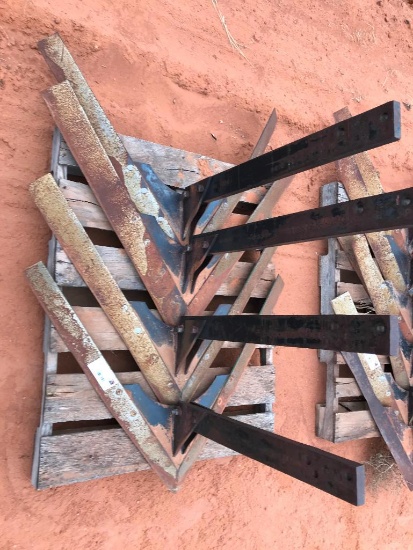 Pallet with 6 Shanks with Sweeps