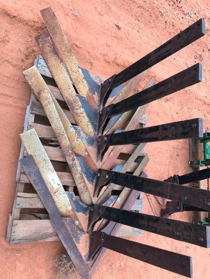 Pallet with 6 Shanks with Sweeps