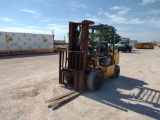 CAT GP30K Forklift