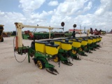 John Deere 7300 Vacuum Planter 8 Row with Markers