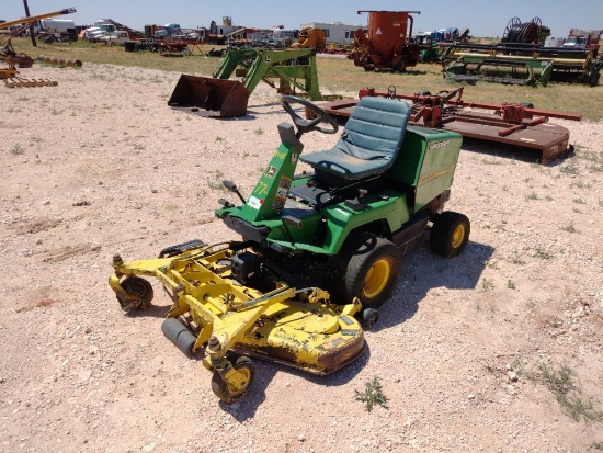 John Deere F725 Riding Mower