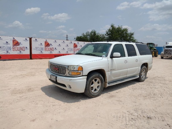 2004 GMC Yukon Denali XL SUV