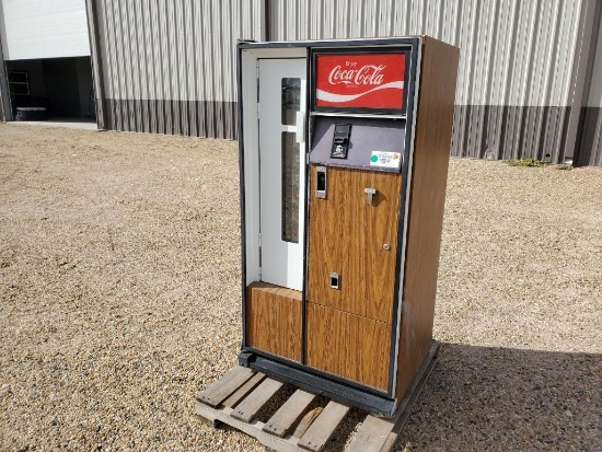 Coca-Cola Vending Machine