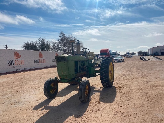 John Deere 3010 Tractor