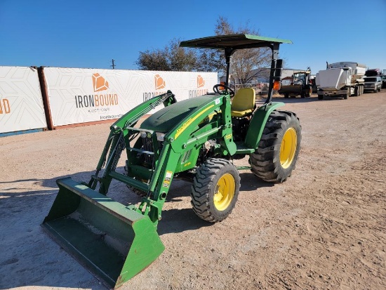 John Deere 4105 Tractor