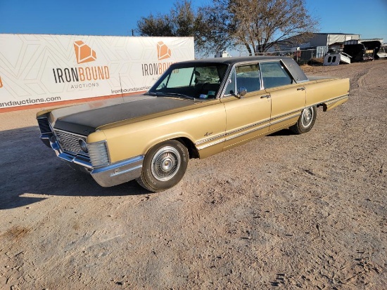 1968 Dodge Imperial Car