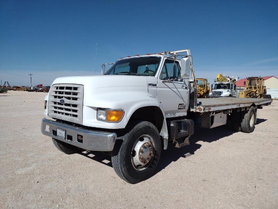 1999 Ford F-Series Flatbed Truck