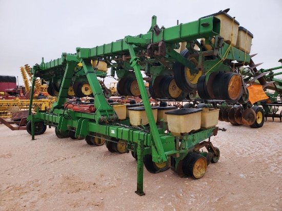 John Deere Planter