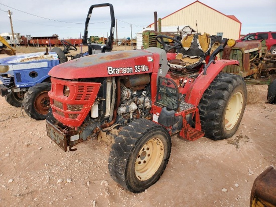 Branson 3510H Tractor