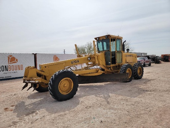 John Deere 670A Motor Grader