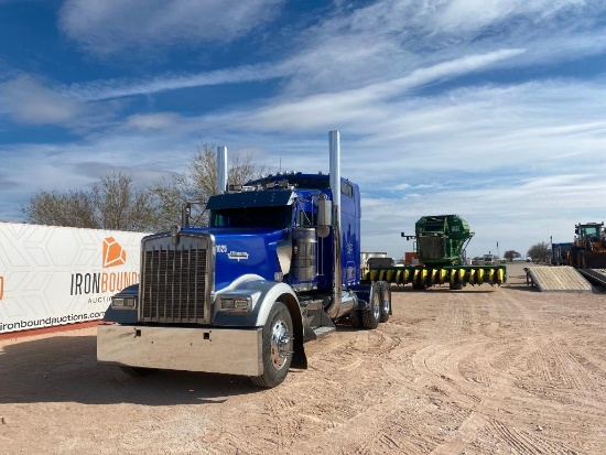 1999 Kenworth W900 Truck Tractor VIN#1XKWDB9X9XR814152