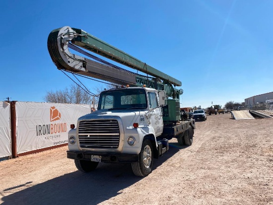 1979 Ford Crane Truck (No Brakes)