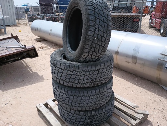 (4) Pickup Tires 305/55R20