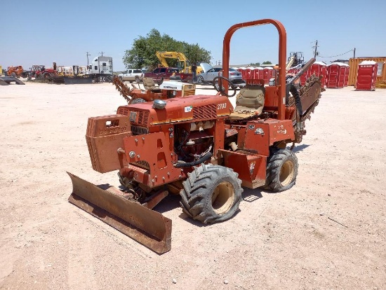 Ditch Witch 3700 Trencher