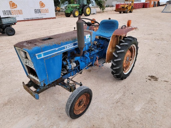 Ford 1300 Tractor