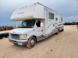 2001 Ford E-450 Super Duty RV Cube Van