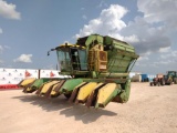 John Deere 7440 Cotton Stripper