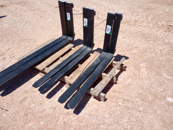 (1) Set Unused Forklift Forks