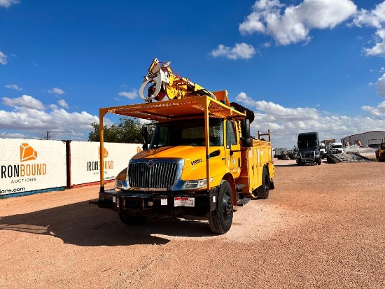 2012 International 4300 Digger Derrick Truck
