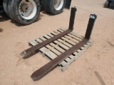 (1) Set Forklift Forks