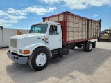International 4900 Grain Truck