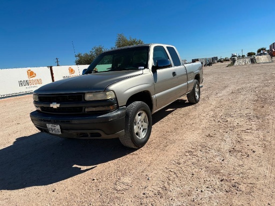 2000 Chevy 1500 Pickup Truck