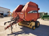 New Holland BR750 Round Baler