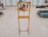 Central Hydraulics 12 Ton Shop Press