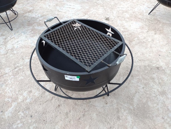 Unused 30" Fire Pit w/ Grill Plate