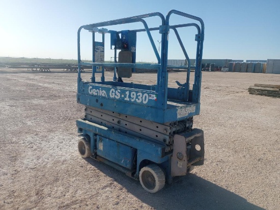 2000 Genie GS-1930 Scissor Lift