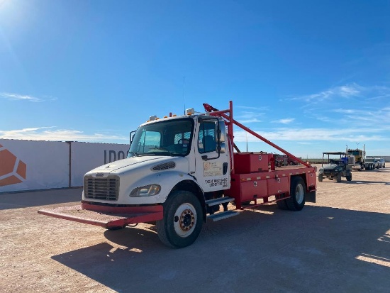 2005 Freightliner Business Class M2 Roustabout Truck