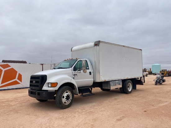 2004 Ford F-650 XL Super Duty Box Truck