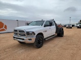 2013 Dodge Ram 2500 Heavy Duty Flat Bed Pickup