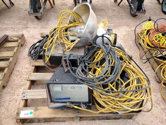 Pallet of Misc Lights