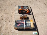 Unused 2 Ton Floor Jack/4 Ton Bottle Jack/1 Pair Jack Stands